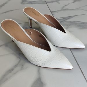 Express Croc-embossed Textured White Mules Size 8